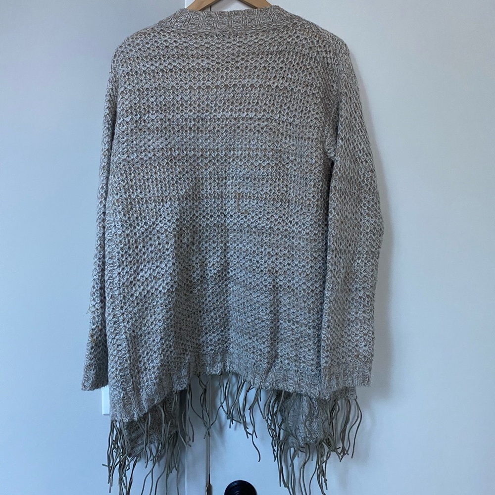 Cardigan - Picture 2 of 4